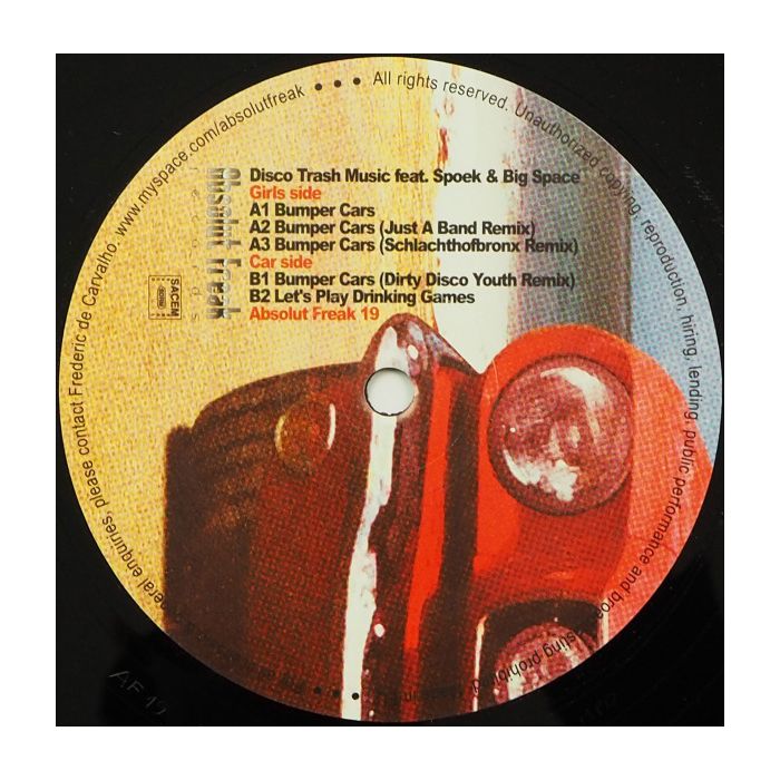 Disco Trash Music feat. Spoek Mathambo & Big Space - Bumper Cars