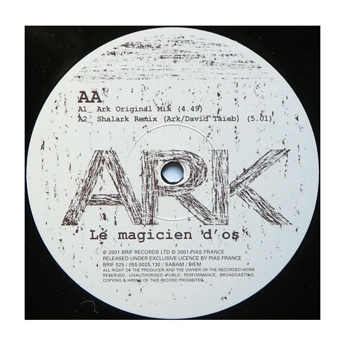 Ark - Le Magicien D'os