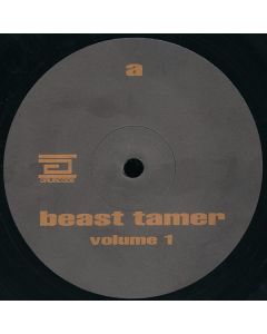 Beast Tamer - Volume 1