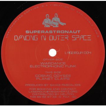 Superastronaut - Dancing In Outer Space